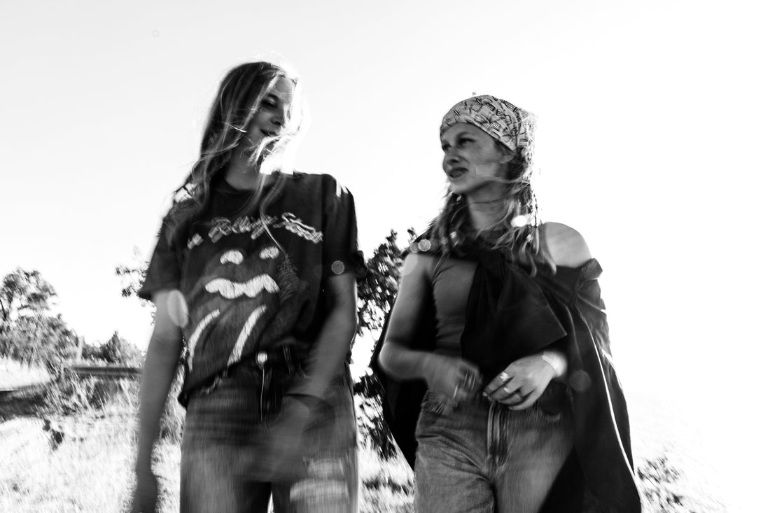 4-18 Mastering Concealer Application : Techniques Revealed for Flawless Dark Circle and Blemish Coverage