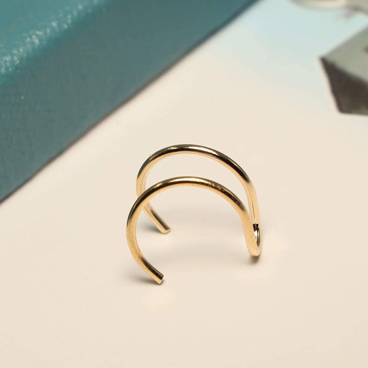 Cute Non-pierced Earrings Ear Cuff Ear Clip Minimalist Unilateral Earrings Cartilage Unique Ear Crawler Ear Climber Fashion Gold Ear Jewelry for Women