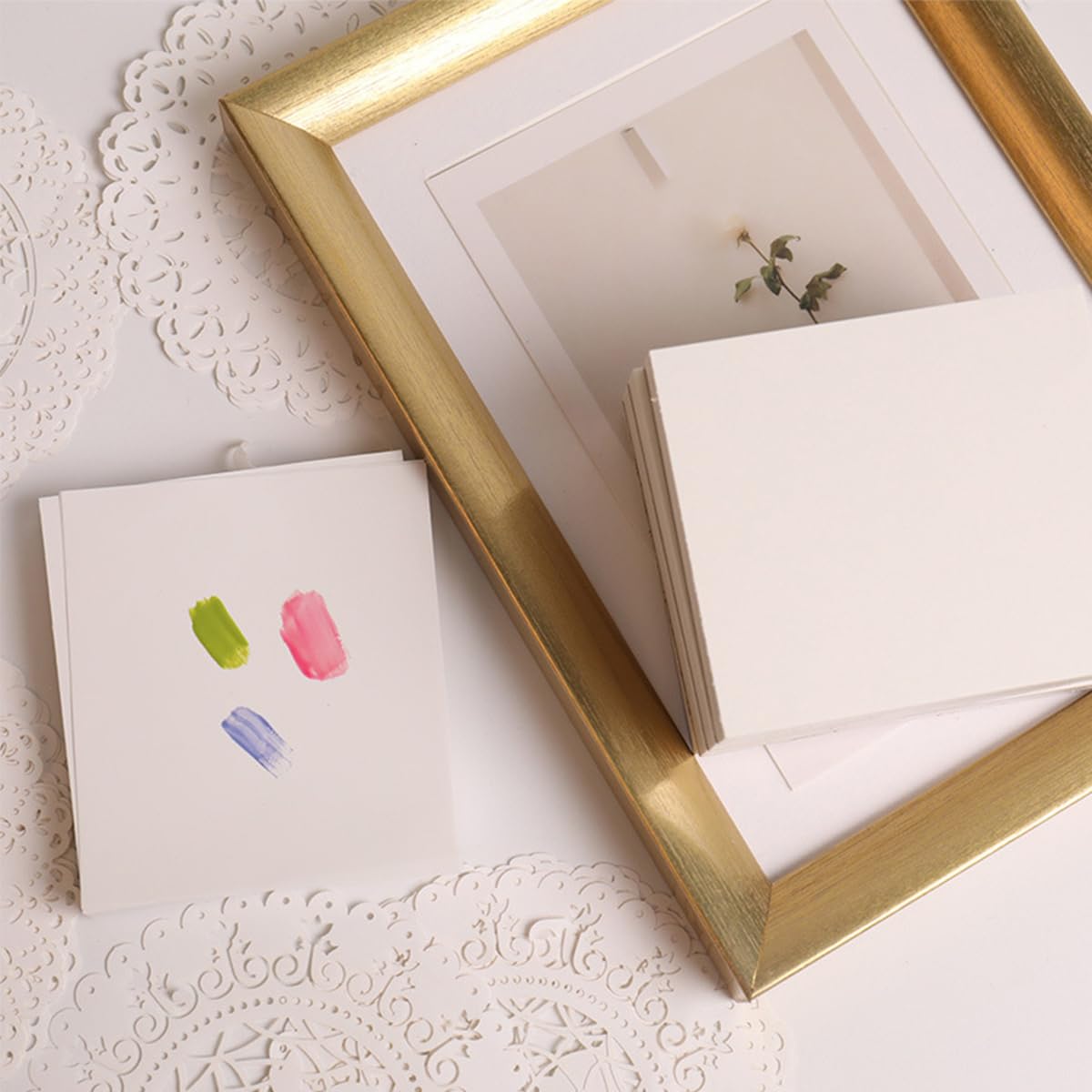 100Pcs Nail Art Polish Palette Paper Disposable Makeup Nail Gel Mixing Palette Papers Portable Waterproof Resin Nail Art Drawing Palette Tool Nail Supplies Home Salon