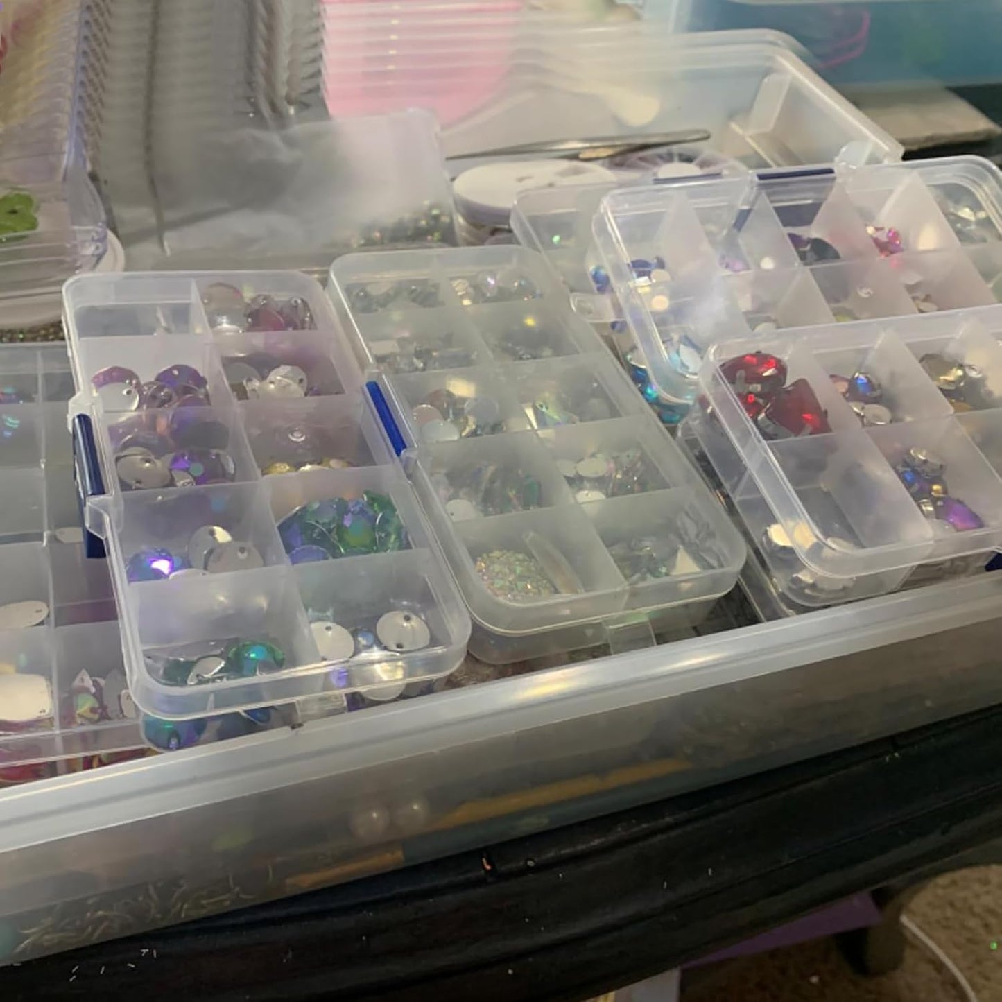 KINJOEK 32 Pack 10 Grids Plastic Bead Organizer Containers Storage, Adjustable Dividers Diamond Jewelry Craft Painting Storage Case, Colors Small Fishing Tackle Box for Sewing Cross Stitch Accessories