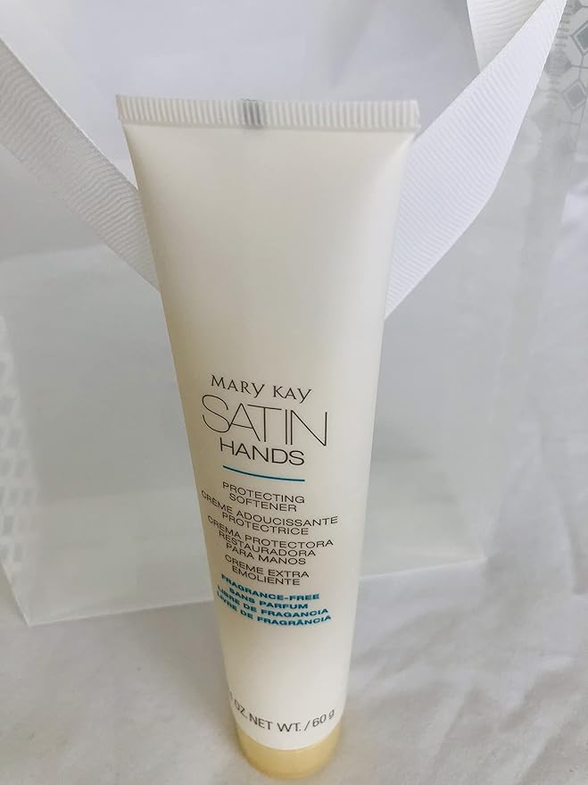 Mary Kay Satin Hands Pamering Set