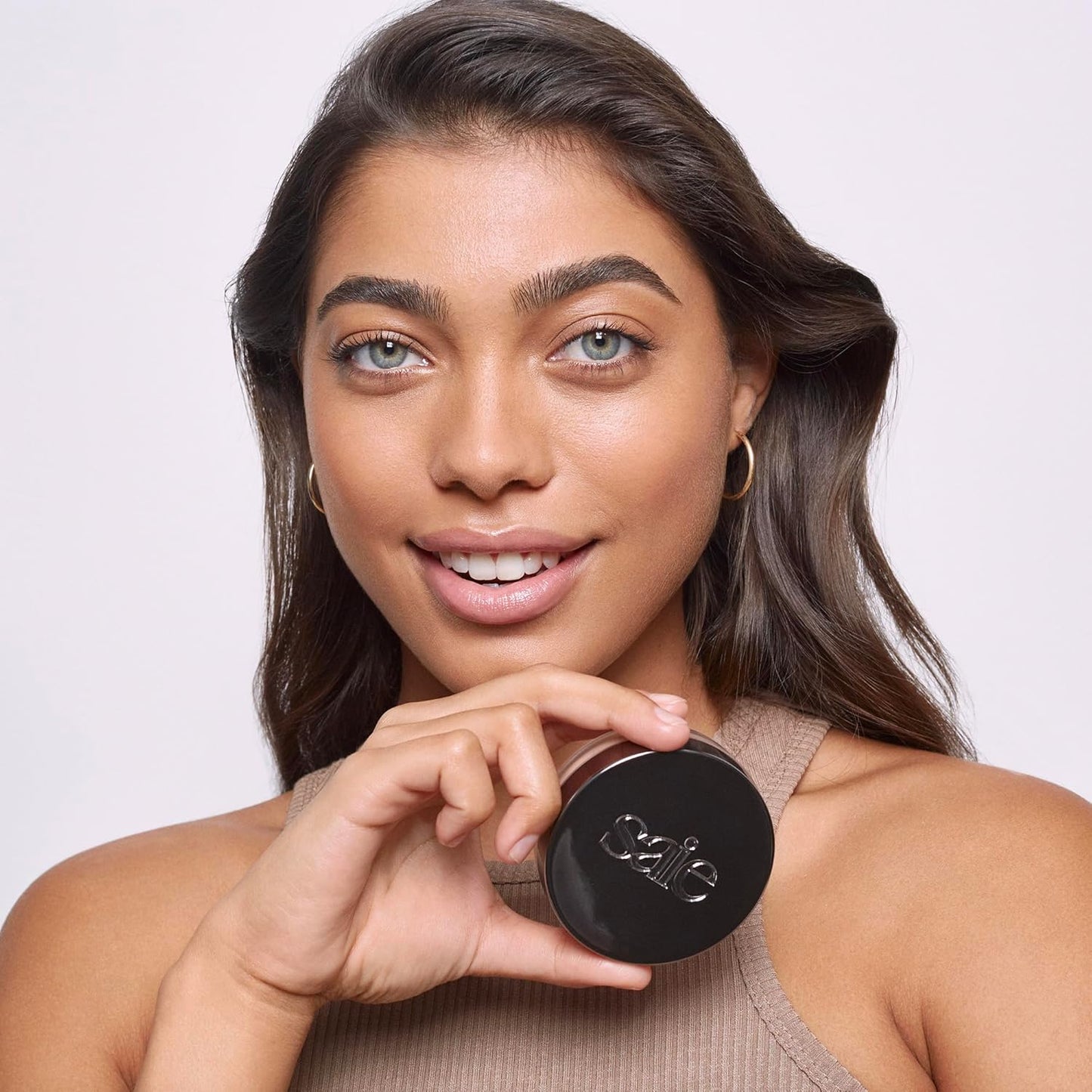 Saie Airset Radiant Loose Setting Powder - Weightless Translucent Powder to Set, Smooth + Diffuse - Formulated with Hydrating Squalane - Translucent Medium (0.14 oz)