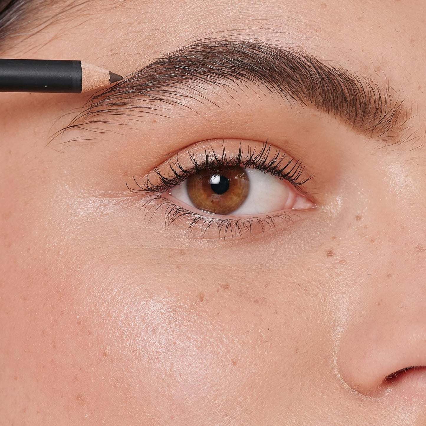 Wunderbrow Micro-Classic Brow Pencil, 2.5mm tip for precision filling, Sharpener Included, Vegan and Cruelty Free (Blonde)