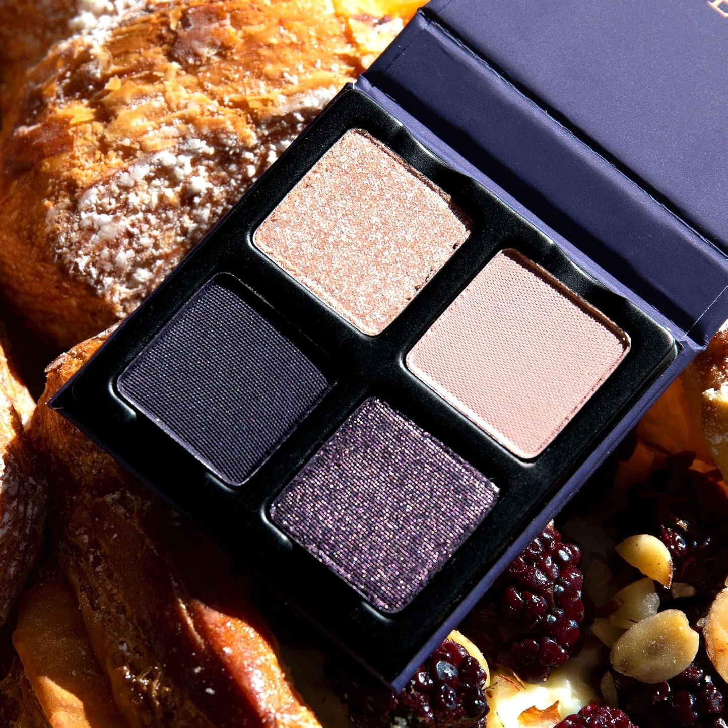 Viseart Paris Petits Fours Pro Luxe Eyeshadow Palette (Tyrian)