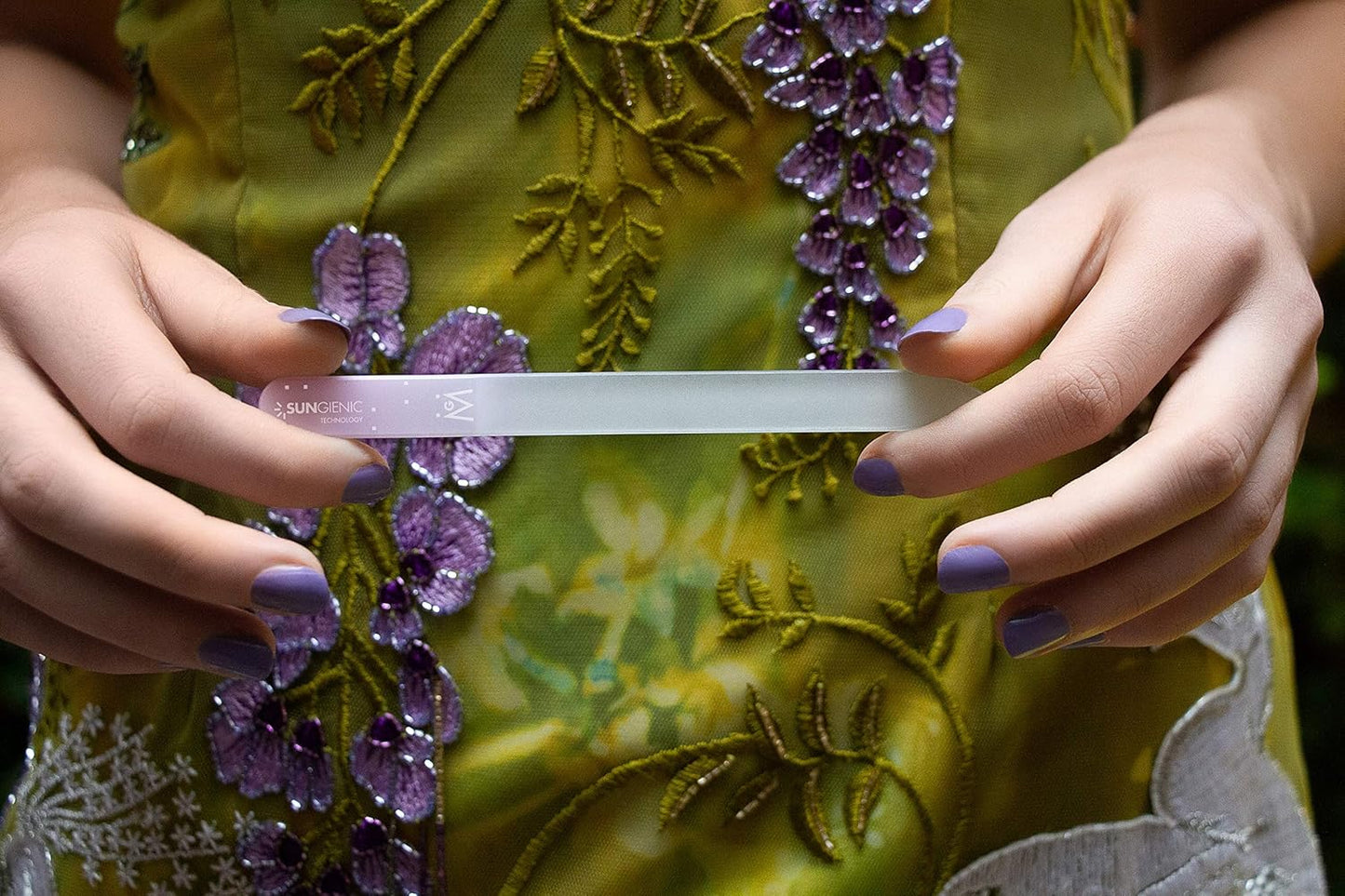 GERMANIKURE 2 Pc Glass Bundle - Crystal Glass Cuticle Stick & Hug The Dog Nail File Set in Suede Sleeves – Handmade in Czech Republic – Professional Manicure Supplies – Cuticle Pusher, Callous Remover